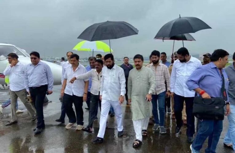 जलगांव एयरपोर्ट पर डिप्टी CM एकनाथ शिंदे का विमान टेक्निकल वजहों से दो घंटे देर उडा