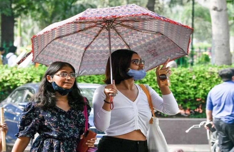 MP के 20 शहरों में पारा 40 के पार, नौगांव में 44.8 डिग्री सेल्सियस पहुंचा तापमान