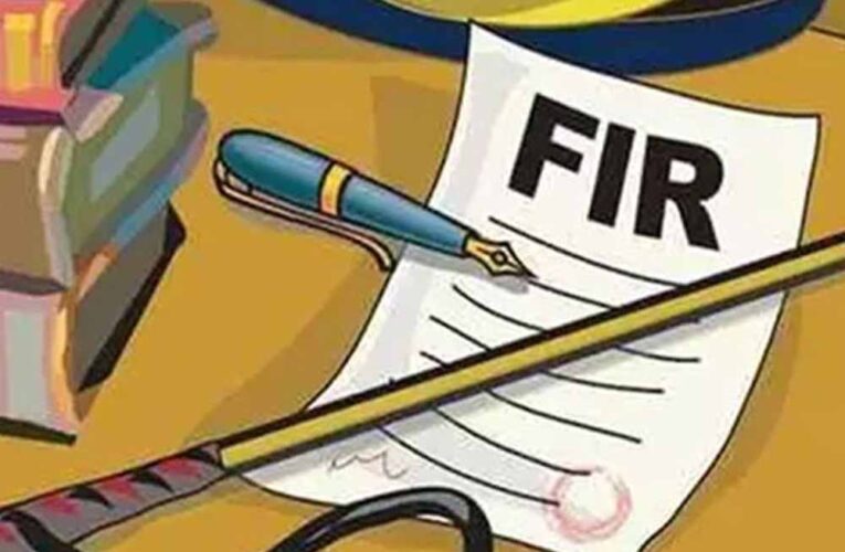 जाति छिपाई, आधार फर्जी बनाया! इटावा के कथावाचकों पर दर्ज हुआ मुकदमा