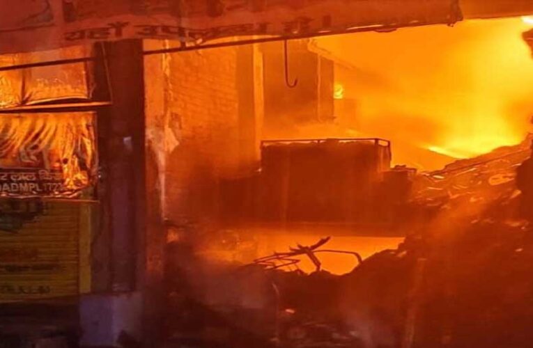 इराक के सुपरमार्केट में भीषण आग, 50 से ज्यादा लोगों की दर्दनाक मौत