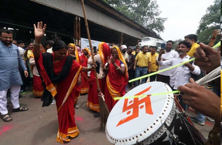 इंदौर ने एक बार फिर स्वच्छता में अपनी श्रेष्ठता की साबित ,सुपर स्वच्छ लीग में नंबर वन का स्थान