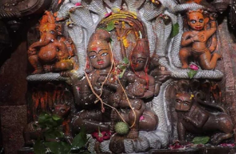 इस साल अधिक श्रद्धालुओं को मिलेगा नागचंद्रेश्वर के दर्शन का सौभाग्य, टाइमिंग और सुविधाएं घोषित