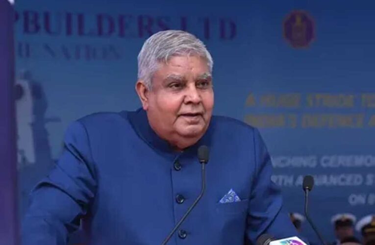 उपराष्ट्रपति धनखड़ के इस्तीफे के पीछे सेहत या कुछ और? बीजेपी सांसदों से कोरे कागज पर साइन…