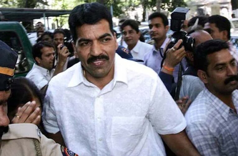 रिटायरमेंट से ठीक पहले दया नायक को प्रमोशन, मुंबई पुलिस ने 48 घंटे पहले दिया सम्मान