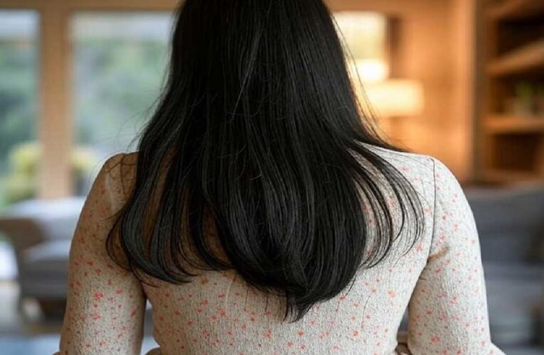 राजधानी दिल्ली में यौन सुख की चाह में युवती ने योनी में मॉइस्चराइजर की पूरी बोतल डाल ली, फिर आई आफत ……