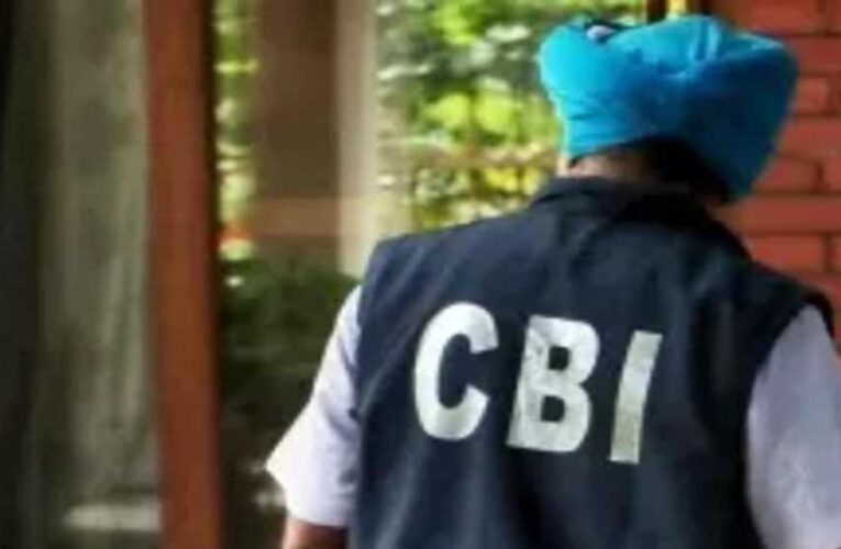 गुना के बहुचर्चित देवा पारदी कस्टडी डेथ केस में सीबीआई ने पहली गिरफ्तारी करते हुए एसआई देवराज सिंह परिहार को हिरासत में ले लिया