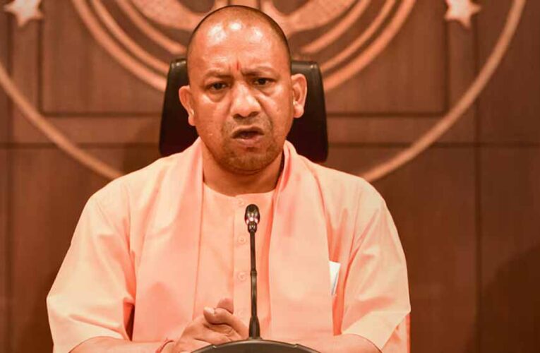 हर व्यक्ति की समस्या का समाधान सरकार की प्राथमिकता : मुख्यमंत्री आदित्यनाथ