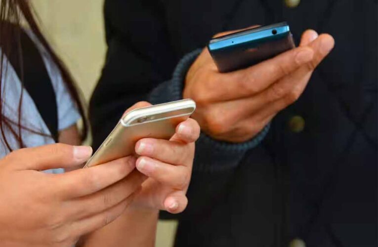 भूल गए ये सेटिंग? मिनटों में आपका स्मार्टफोन हो जाएगा बेकार!