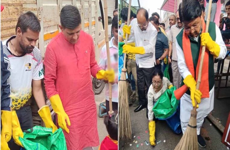 इंदौर नगर निगम के 8 हजार सफाई मित्र अवकाश पर, नेता और जनता खुद उतरे सफाई करने