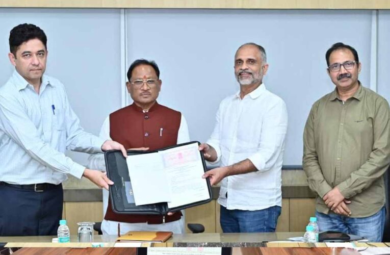 रायपुर : प्रदेश में शिक्षा और स्वास्थ्य सुविधाओं के उन्नयन के लिए सरकार प्रतिबद्ध- मुख्यमंत्री विष्णुदेव साय