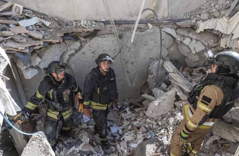 यूक्रेन पर रूस का साल का तीसरा बड़ा हमला, जेलेंस्की बोले- पुतिन शांति नहीं चाहते