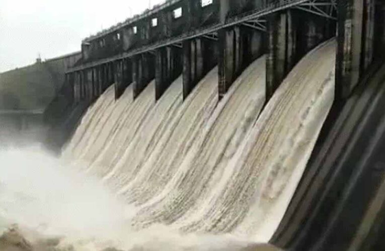 प्रदेश में सक्रिय मानसून ट्रफ, 12 जिलों में भारी बारिश का अलर्ट, केदारेश्वर झरना बहा