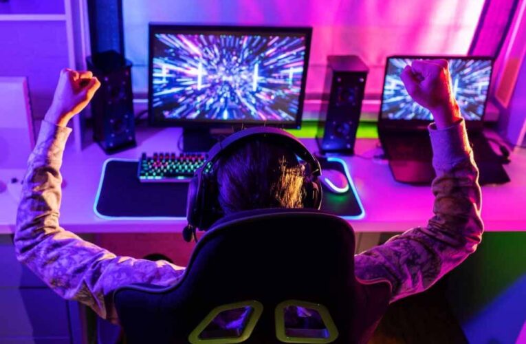 ऑनलाइन गेमिंग की लत ने बुझाए इंदौर के सैकड़ों घरों के चिराग, पांच सालों में बढ़ा दर्दनाक आंकड़ा