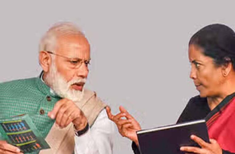 ब्रांडेड मिठाई और फूड प्रोडक्ट्स से लेकर कपड़ों तक होंगे सस्ते, 5% GST स्लैब में शामिल होने की तैयारी