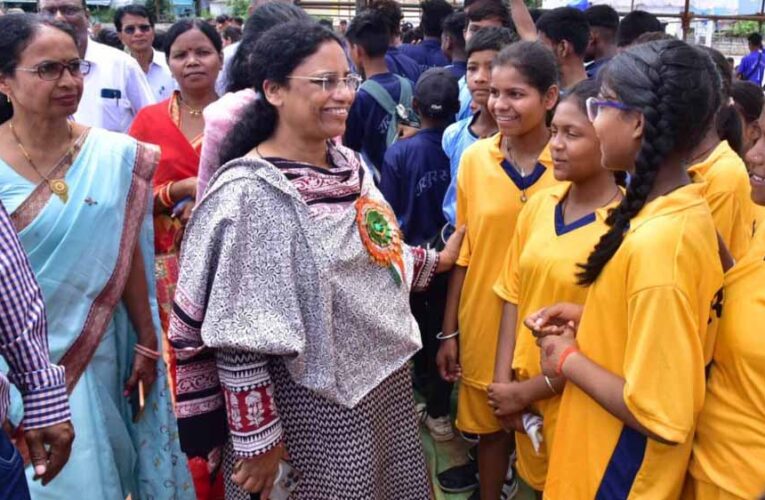 रायपुर : विधायक सुश्री उसेंडी ने 25वीं राज्य स्तरीय शालेय क्रीड़ा प्रतियोगिता का किया शुभारंभ