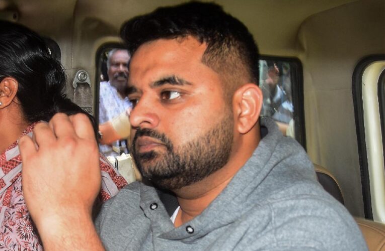 पूर्व पीएम देवगौड़ा के पोते प्रज्वल को उम्रकैद, अब कैदी नंबर 15528 के नाम से पहचाना जाएगा