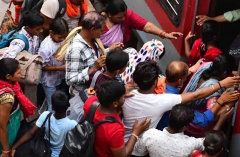 भारतीय रेलवे का सख्त कदम: चेन पुलिंग करने पर जेल का सामना