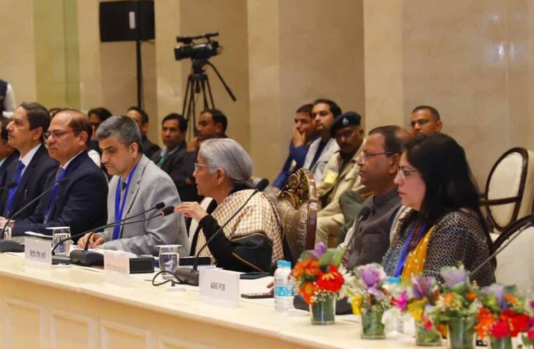 सभी फूड और कपड़ों पर 5% GST! अगले हफ्ते आएगा बड़ा फैसला