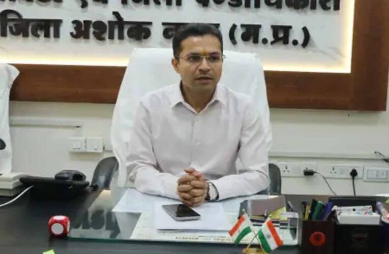 ज्योतिरादित्य सिंधिया ने की IAS अधिकारी की जमकर तारीफ, बताया काबिल-ए-तारीफ काम