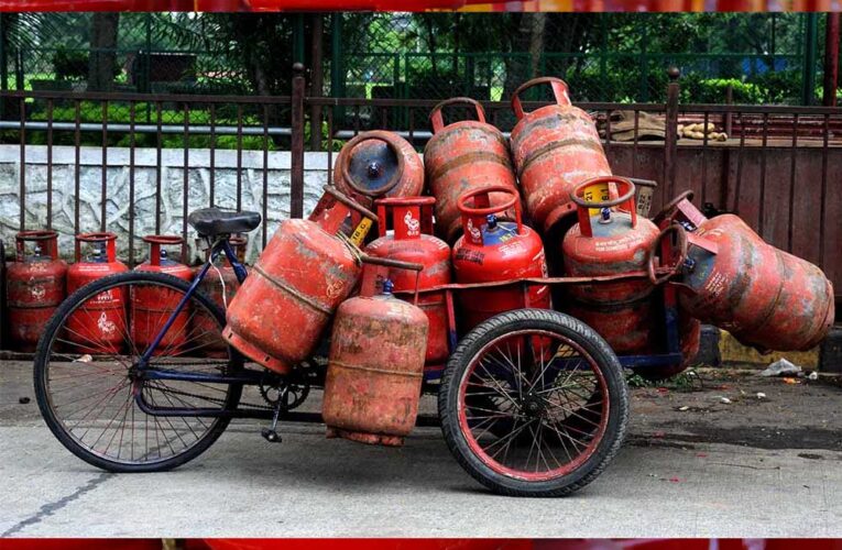 महंगाई से राहत: मोदी सरकार दे सकती है 30 हजार करोड़ की LPG सब्सिडी