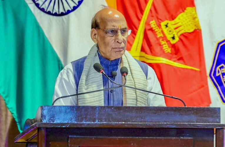 राजनाथ सिंह का बड़ा बयान: टैरिफ विवाद पर कहा- राजनीति में न स्थायी दोस्त, न दुश्मन