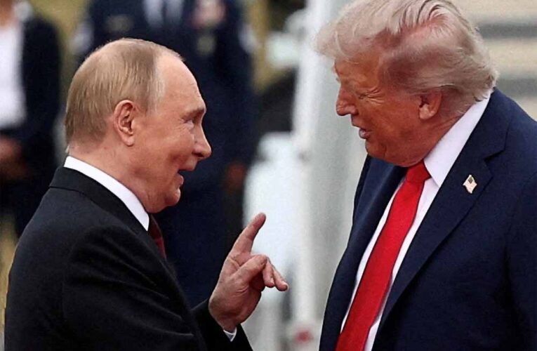 चीन ने अमेरिका को दिया सटीक संदेश, ब्रिक्स की मजबूती पर पुतिन ने किया जोर