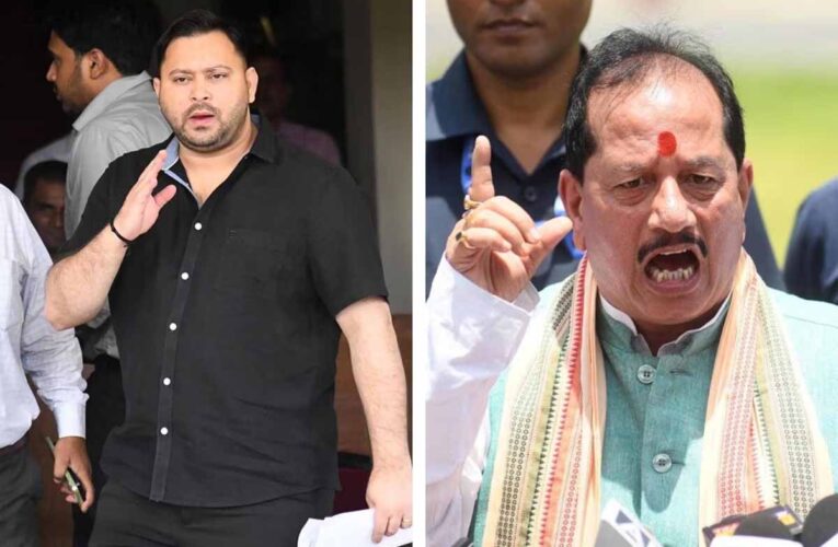 डिप्टी CM पर तेजस्वी का वार — विजय कुमार सिन्हा के नाम दो वोटर लिस्ट, दो वोटर कार्ड