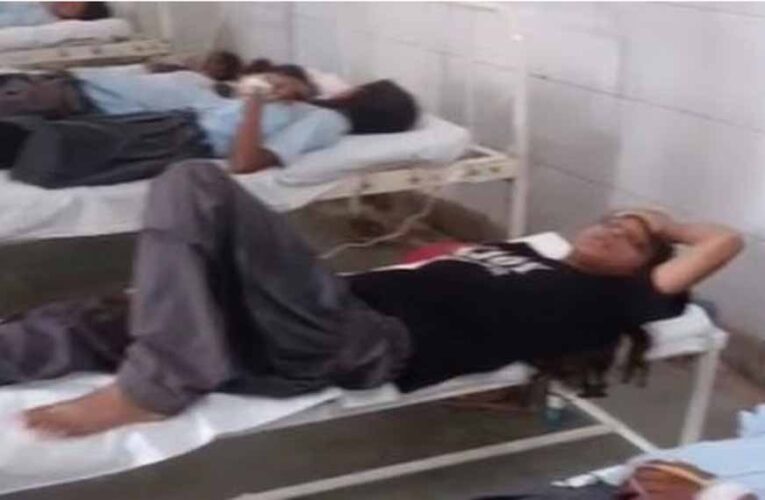 चूड़ियावास स्कूल में पोषाहार से बीमार हुए 120 बच्चे, मचा हड़कंप