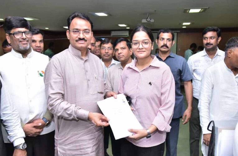युवाओं के भविष्य को सशक्त बनाने के लिए संकल्पबद्ध है राज्य सरकार : उपमुख्यमंत्री डॉ. प्रेमचंद बैरवा