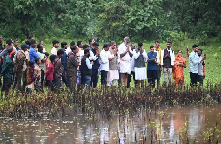 मंत्री प्रहलाद पटेल ने 32 नदियों के सोर्स का दौरा किया, केवल 7 में ही पानी मिला