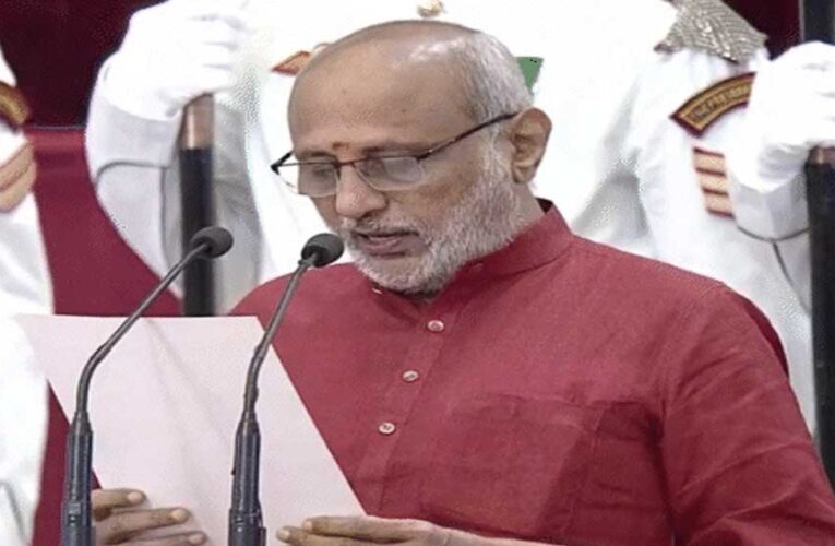 सीपी राधाकृष्णन बने देश के 15वें उपराष्ट्रपति, सितंबर 2030 तक संभालेंगे पदभार