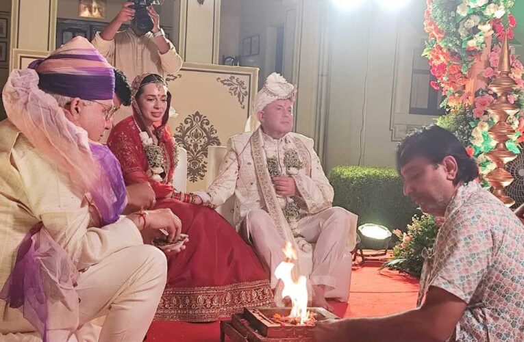 72 के दूल्हे ने रचाई शादी 27 की यूक्रेनी दुल्हन से, चार साल लिव-इन के बाद जोधपुर में बनी जोड़ी