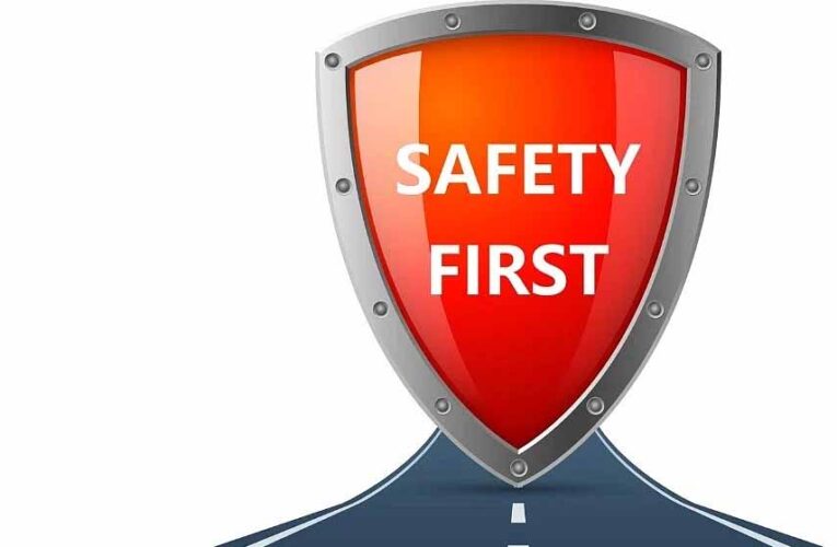 मनेंद्रगढ़: सड़क सुरक्षा सप्ताह पर जिला स्तरीय वाद-विवाद प्रतियोगिता संपन्न, छात्रों ने रखे बेबाक विचार