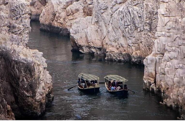 विश्व धरोहर बनने की कगार पर भेड़ाघाट और लम्हेटाघाट, 2200 करोड़ साल पुरानी चट्टानें बनेंगी पहचान