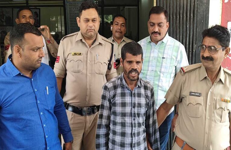 तांत्रिक क्रिया के लिए कब्रों से छेड़छाड़ करने वाला बदमाश गिरफ्तार