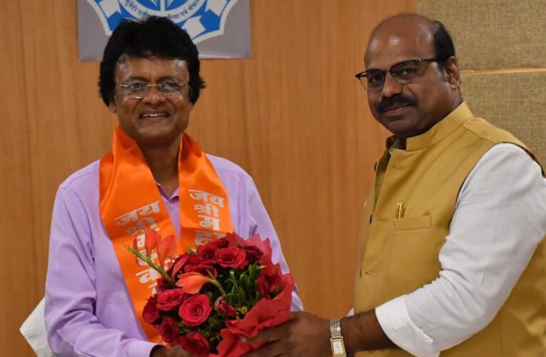 भोपाल क्रिएटिव क्लब का माखनलाल चतुर्वेदी राष्ट्रीय पत्रकारिता एवं संचार विश्वविद्यालय का सौजन्य भ्रमण