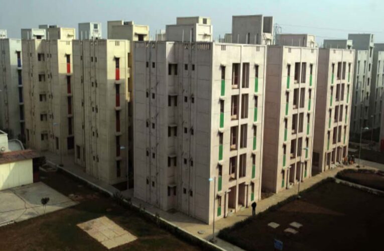 दिल्ली में फ्लैट खरीदने का मौका! डीडीए ने शुरू की 1172 फ्लैटों की बुकिंग, अंतिम तारीख जानकर न चूकें