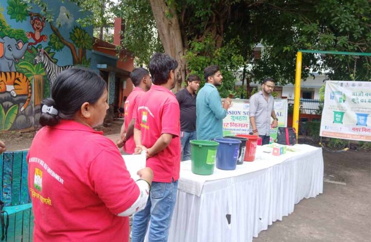 सीएम योगी के निर्देश पर नगर निगमों में चला 12 घंटे का स्पेशल ऑपरेशन