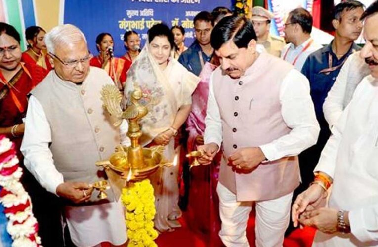 सामाजिक चुनौतियों के समाधान के लिए शिक्षक आगे आयें : राज्यपाल पटेल