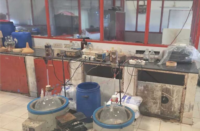 मुंबई में 12 हजार करोड़ की ड्रग फैक्ट्री का भंडाफोड़, 12 गिरफ्तार