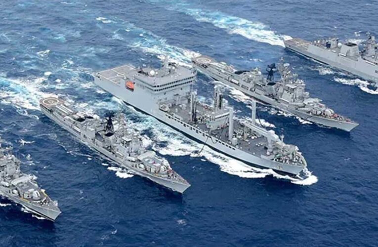 समंदर का सिकंदर बनने जा रही इंडियन नेवी, चीन-पाकिस्तान की 200 वॉरशिप और पनडुब्बी भी रहेंगी हैरान