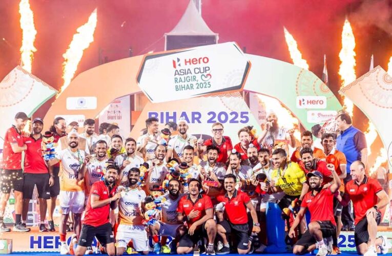 एशिया कप चैंपियन बनी भारतीय हॉकी टीम, साउथ कोरिया को फाइनल में 4-1 से हराया, खिलाड़ियों पर बरसे इनाम