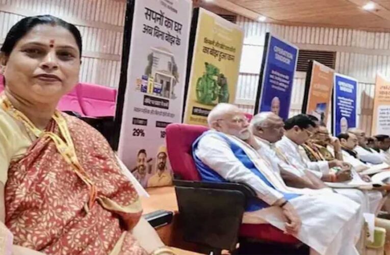 भाजपा सांसदों की वर्कशॉप में पीछे बैठे मोदी, बोले- साथियों से सीखना अहम