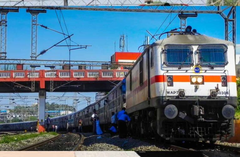 पूजा स्पेशल ट्रेन का तोहफा: 3 राज्यों से होकर गुजरेगी, 24 स्टेशनों पर रुकेगी, 27 सितंबर से संचालन