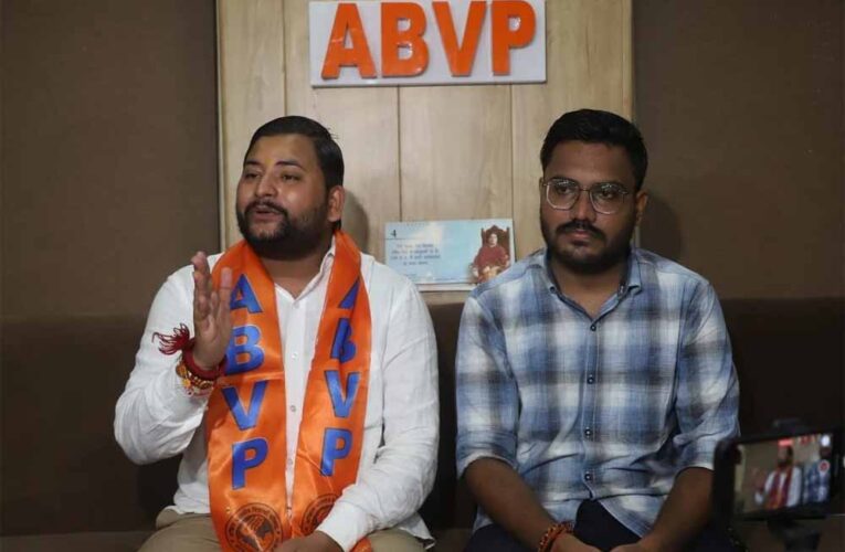 लाठीचार्ज विवाद: एबीवीपी ने योगी सरकार को दिया 48 घंटे का अल्टीमेटम