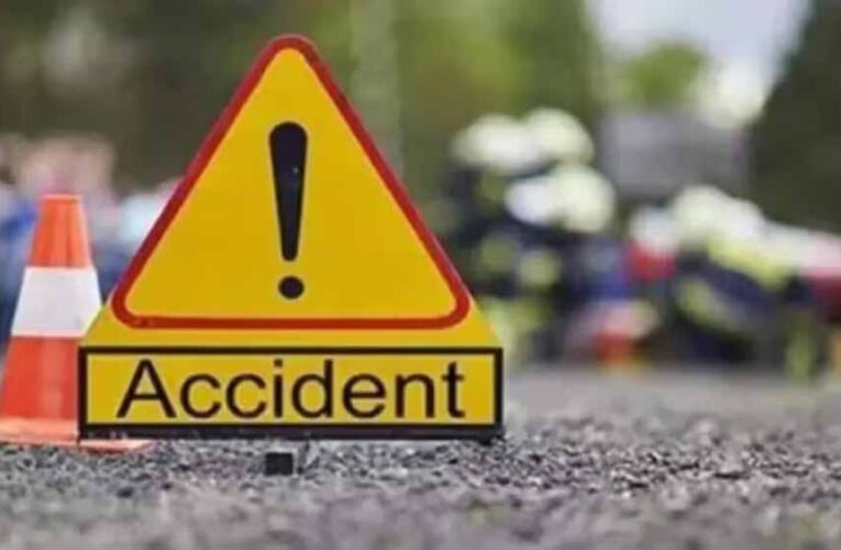 जयपुर में सड़क हादसा: डिवाइडर से टकराकर 16 फीट नीचे गिरी कार, 7 की दर्दनाक मौत