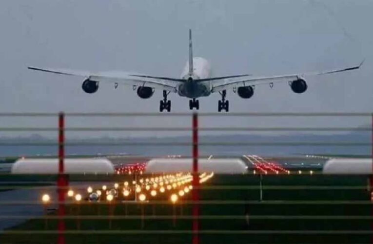 दिवाली-छठ ट्रैवल अलर्ट: ट्रेनों में ‘नो’ सीट, फ्लाइट किराया चार गुना बढ़ा