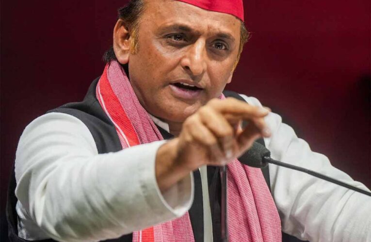 अखिलेश यादव का पलटवार: बोले- सपा सरकार बनी तो चलेगा बुलडोजर