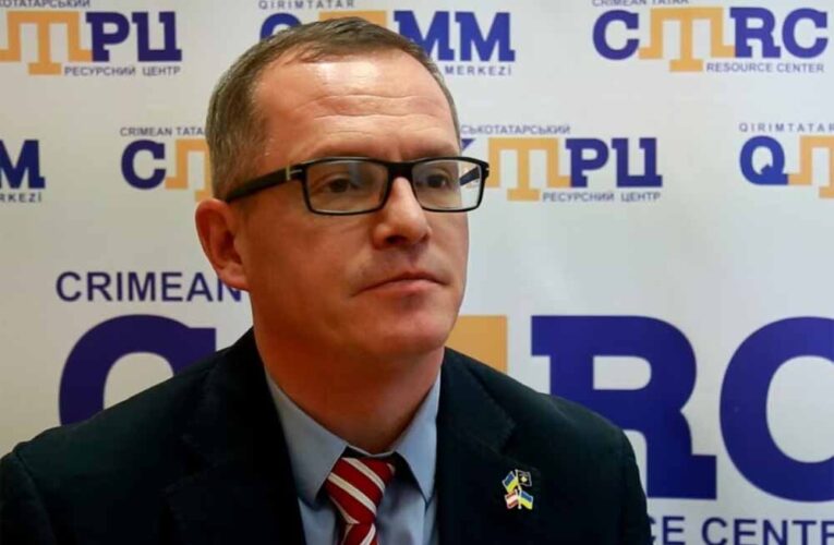 भारत को तोड़ने का सपना देखने वाला अर्थशास्त्री X हैंडल पर निलंबित, MEA ने कहा ‘पागल