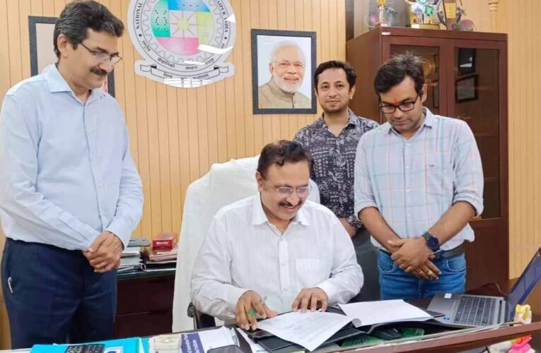 रायपुर एनआईटी-एफआईई को राष्ट्रीय इन्क्यूबेटर पुरस्कार